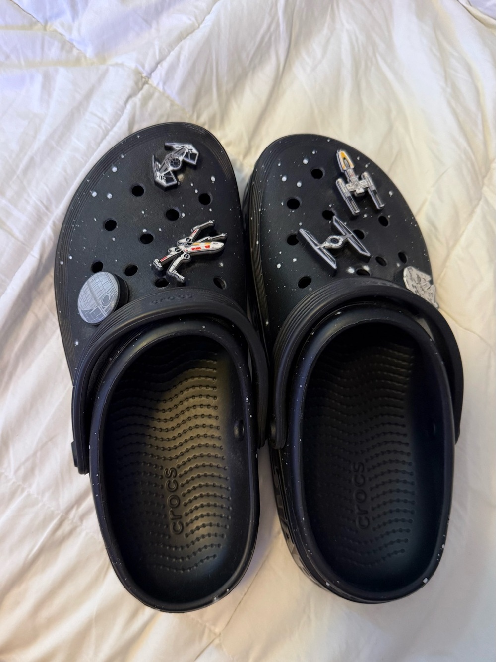 Crocs X Star Wars Off Court Classic Clog -
209904 Unisex Sandal